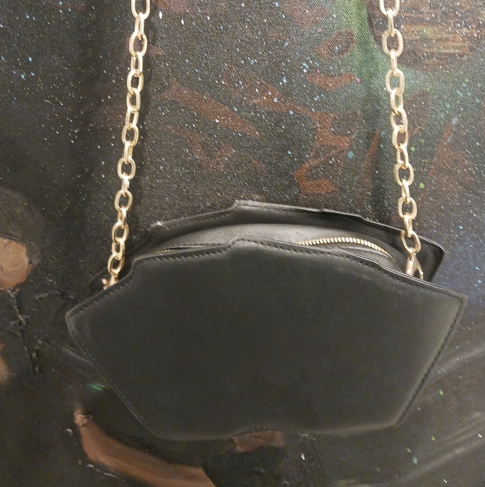 All Aces Crossbody Bag - Picture 2 of 6